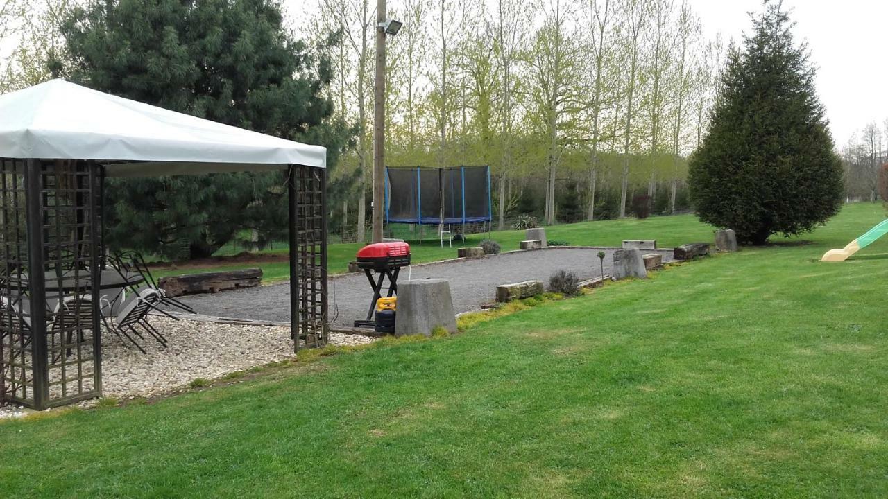 Gite Des Peupliers Girondelle ภายนอก รูปภาพ