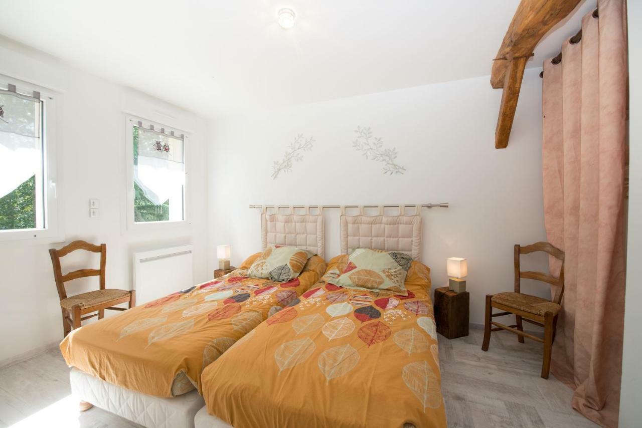 Gite Des Peupliers Girondelle ภายนอก รูปภาพ
